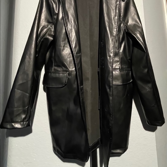 black faux leather jacket - Picture 2 of 2